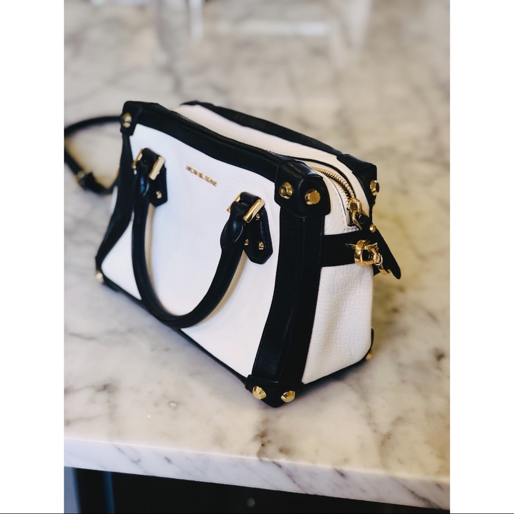 Michael Kors Black & White Crossbody